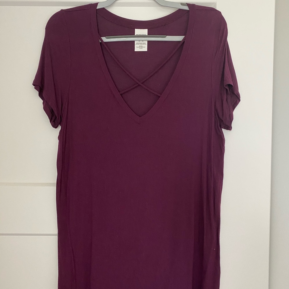 VS Pink V-Neck Wine/Burgundy